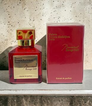 Perfume frances Baccarat Maisson Rouge Caja unisex en ecuador